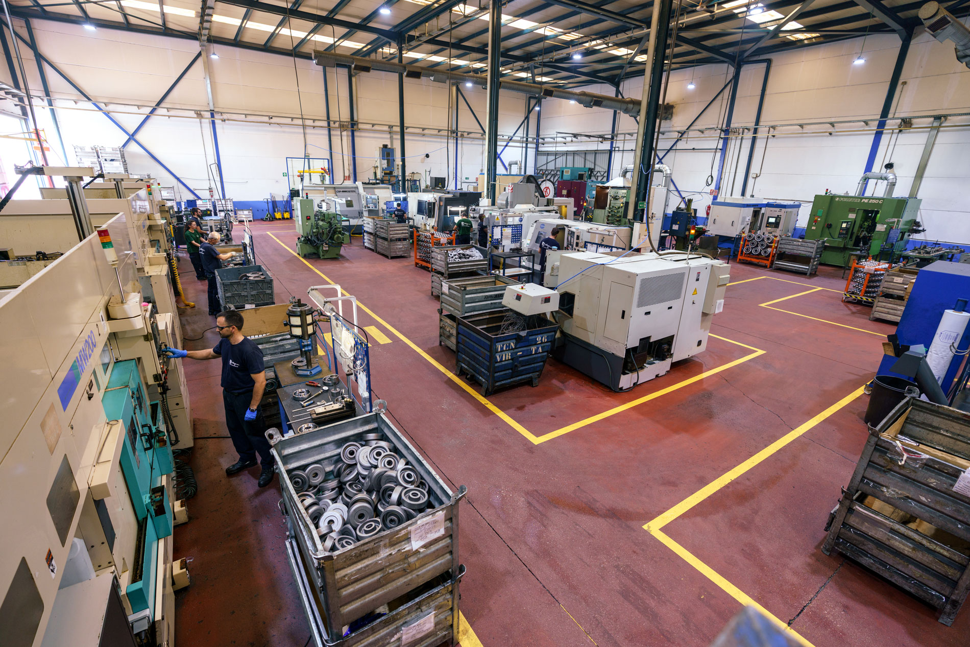 Nave Engranajes Lorenzo